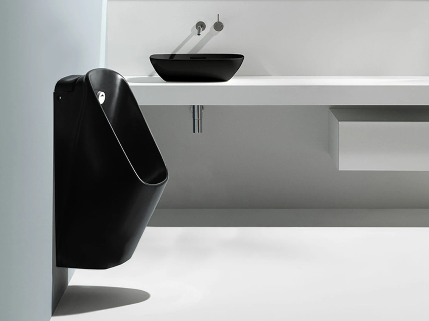 Wall-hung urinal - Automatic flushing - Sensor - Antonio