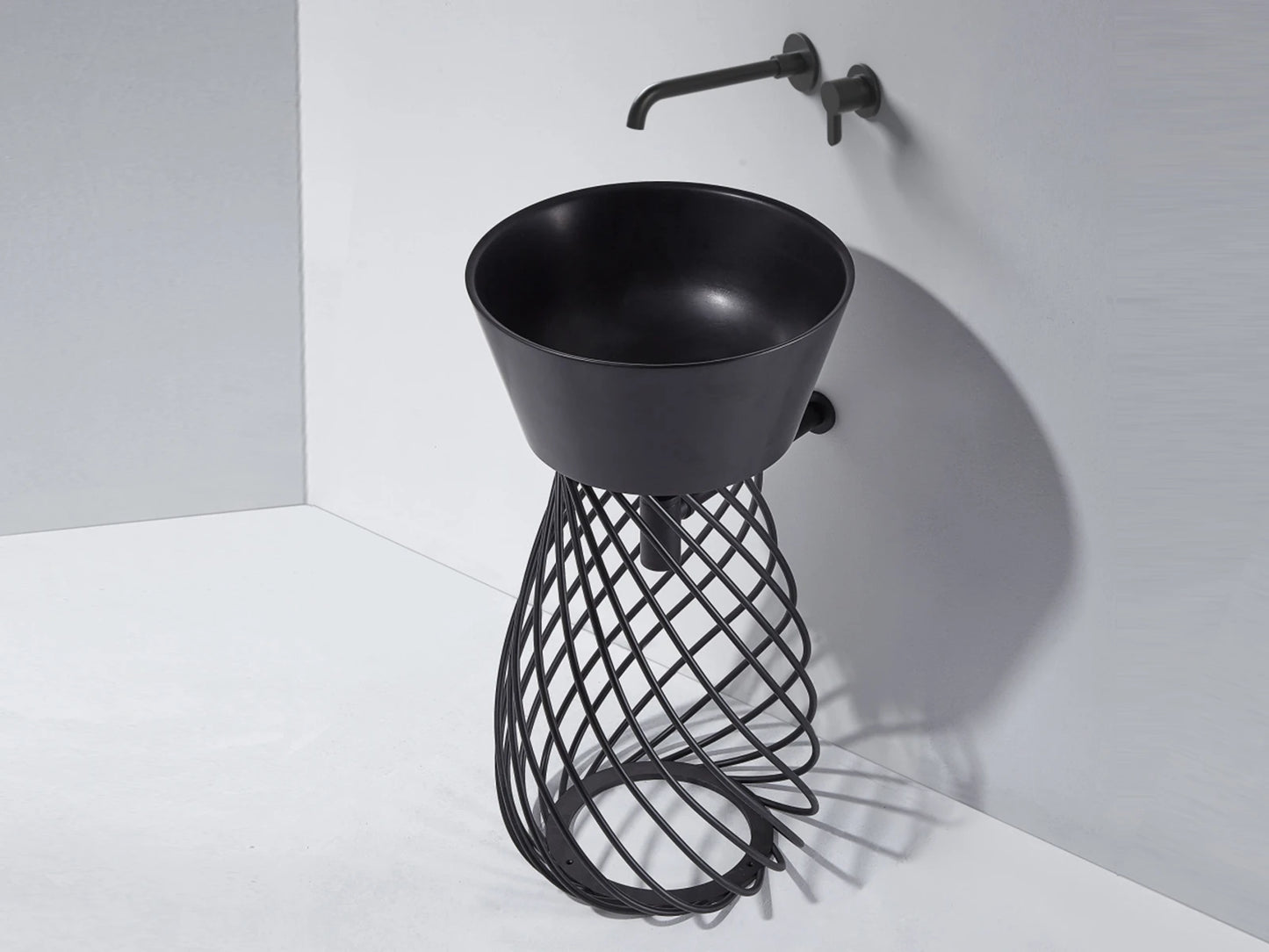 Katı Yüzey Ayaklı Lavabo - Sophie