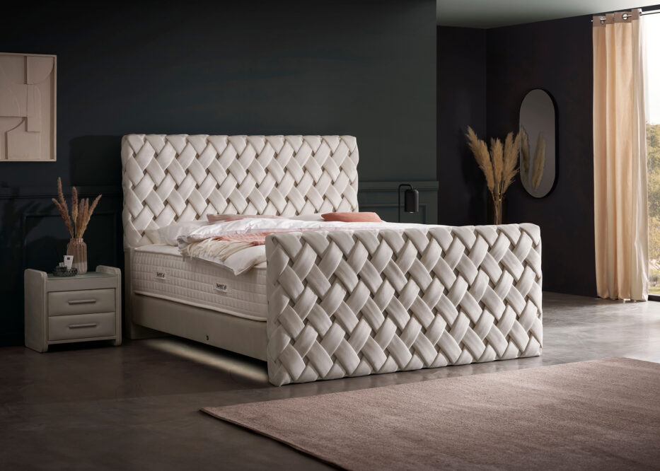 Luxus Boxspringbett Crowne in Velours - Altweiß