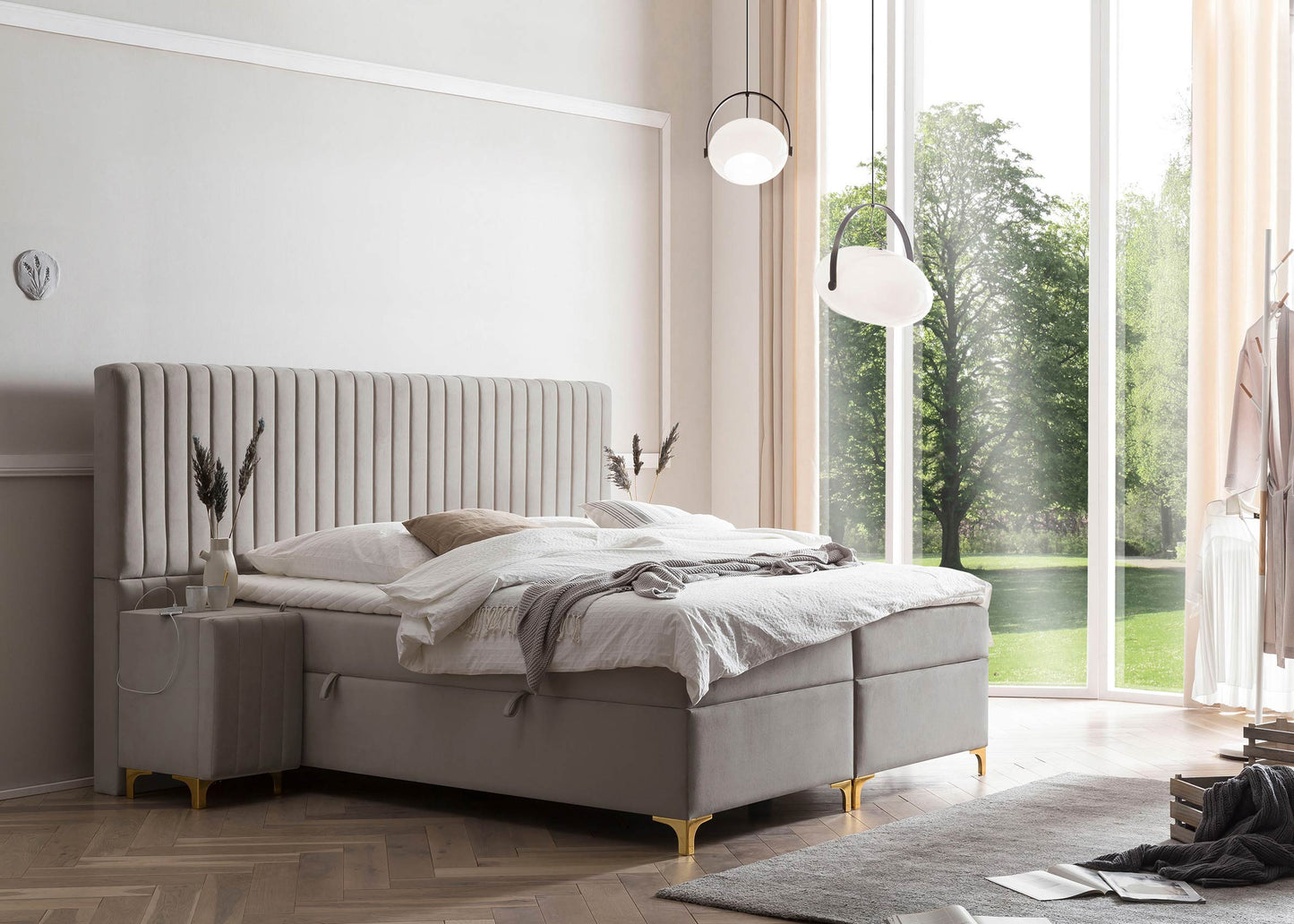 Boxspringbett mit Bettkasten in Vxelours Grand Paris