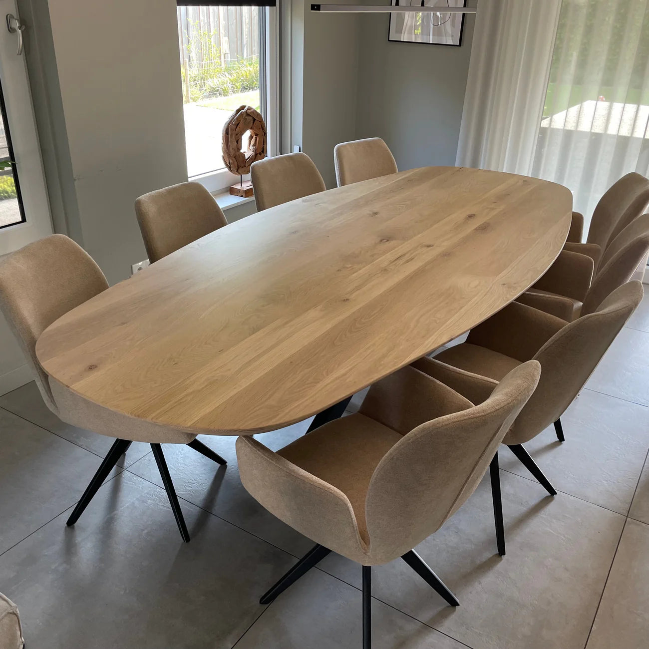 Danimarka oval özel yemek masası