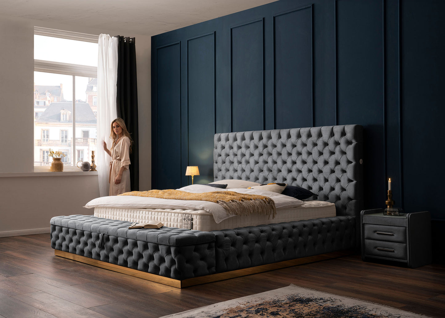 Luxus Bett mit Bettkasten in Velours Plaza