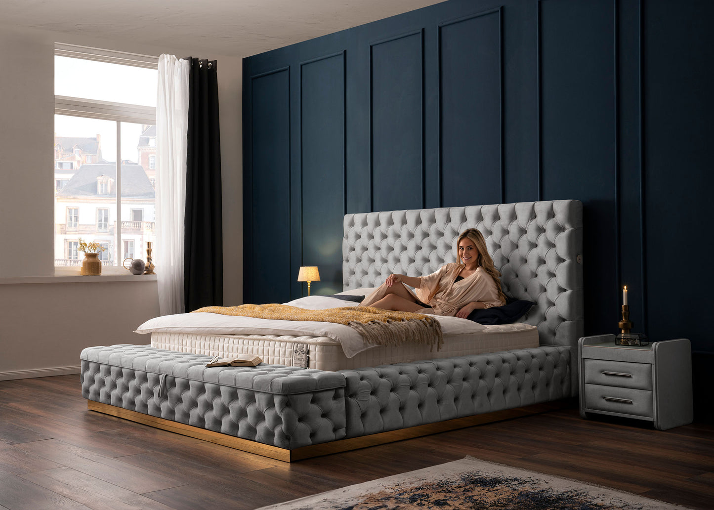 Luxus Bett mit Bettkasten in Velours Plaza
